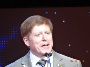 Robert pledges to serve the world